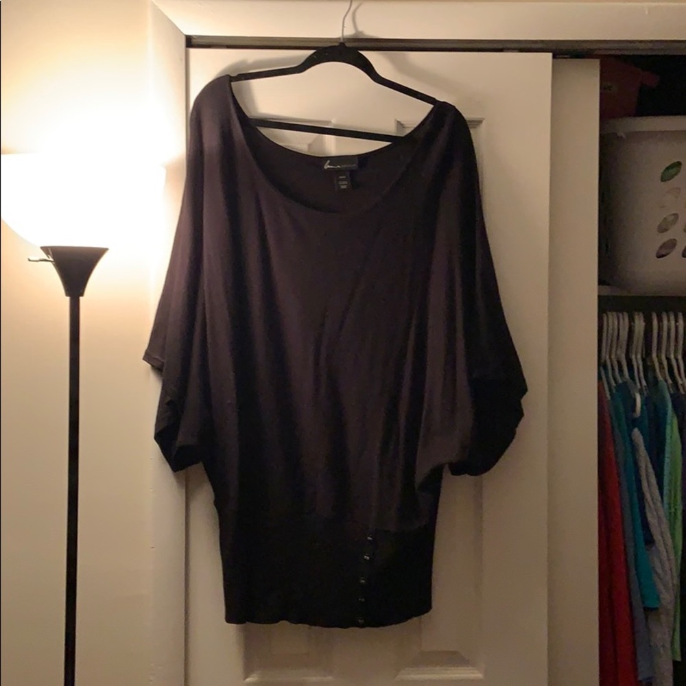 3/4 sleeve shirt